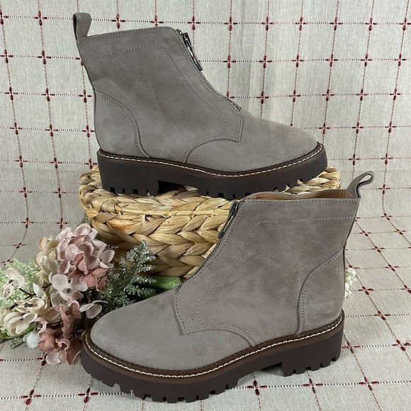 Nordstrom Shoes - Nordstrom Rack Faux Suede Ankle Boots Thick Lug Sole Front Zip Women’s Sz 4 Nwob